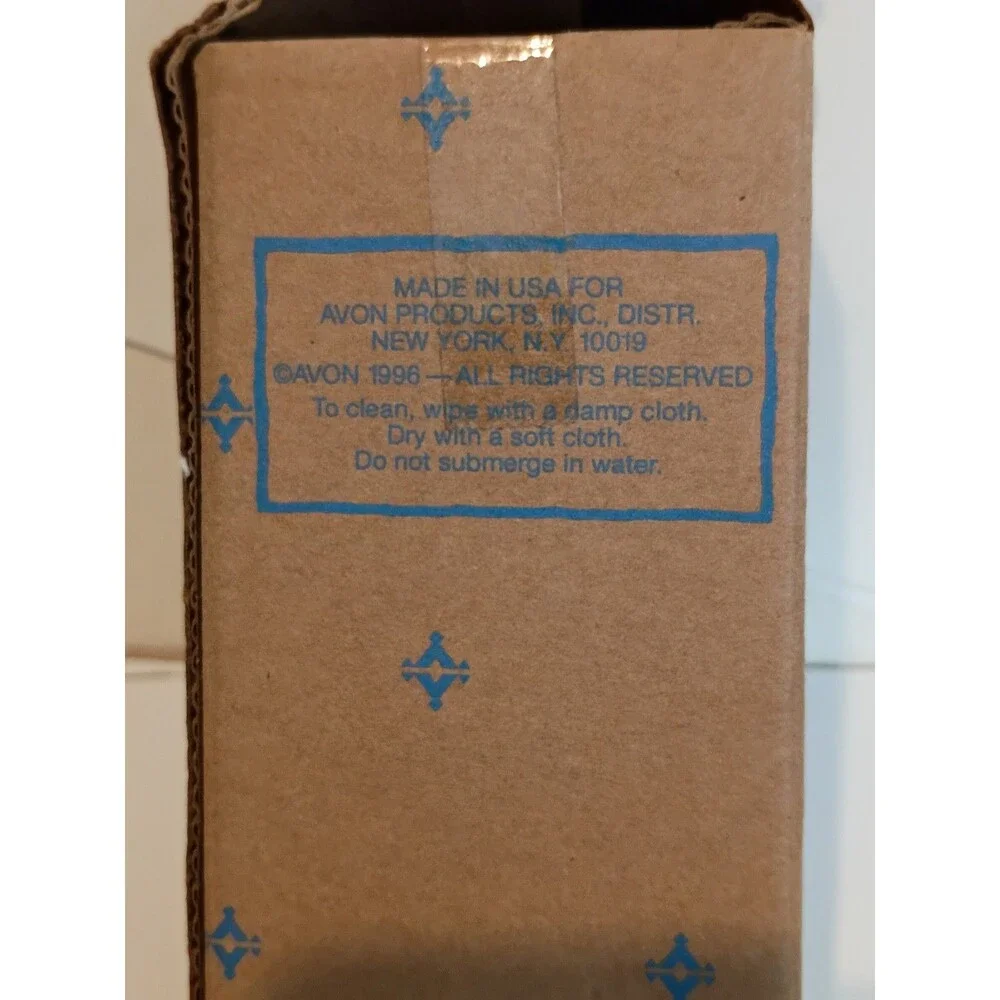 Vtg Avon Set of 4 Napkin Rings Gold Tone African Spirit Holders W/ Original Box